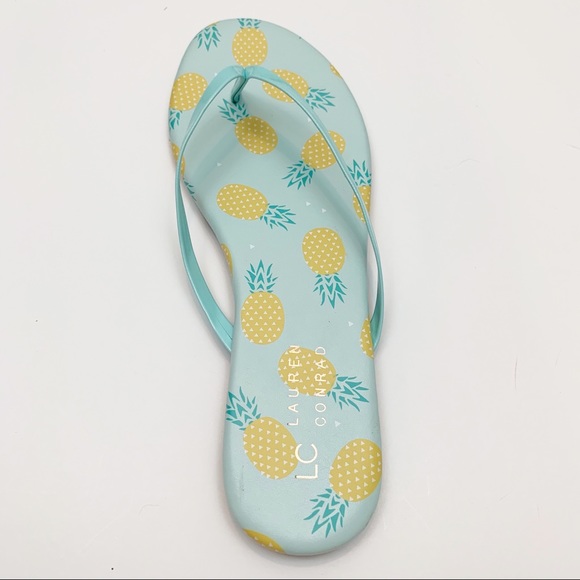 LC LAUREN CONRAD Sandals Flip Flops Pineapple Beach Summer Yellow Aqua Sizes 7 9 - Picture 5 of 8
